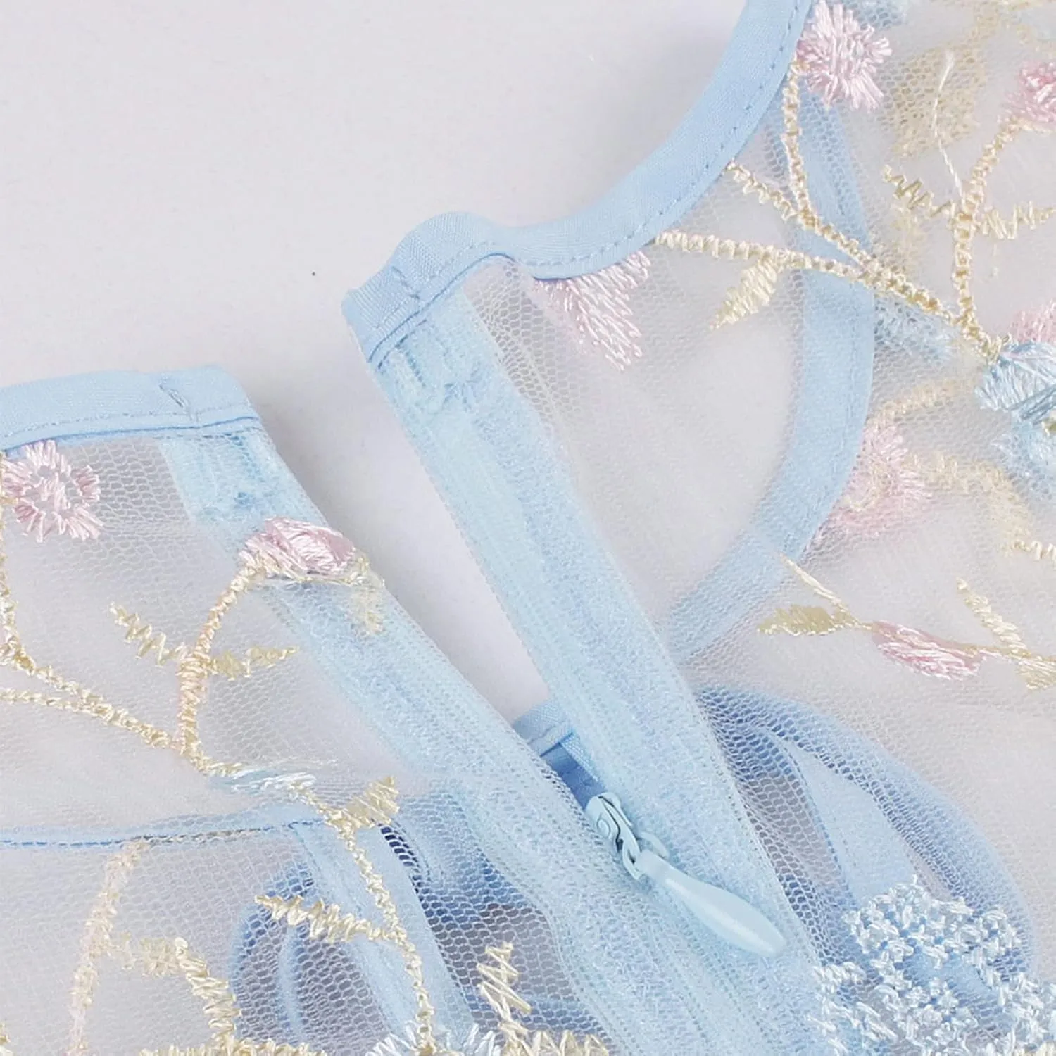 Sleeveless Floral Embroidery Dress for Women Flower Embroidery Tulle Prom Dress Mesh Illusion Keyhole Wedding Party Tea Dress