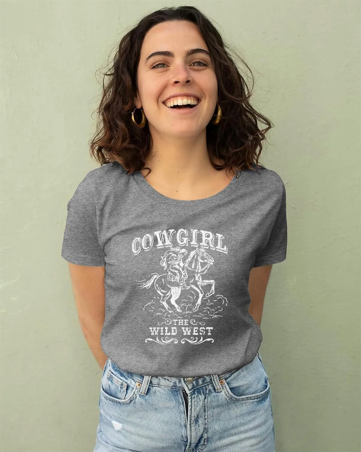 Women Cowgirl T-Shirt Western Vintage Graphic Tees Casual Retro Country Rock Music Concert Shirts Short Sleeve Summer Tops